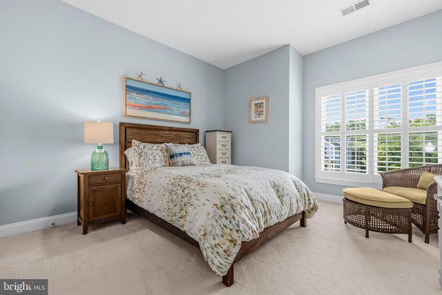 632 NASH ST, Herndon, VA 20170