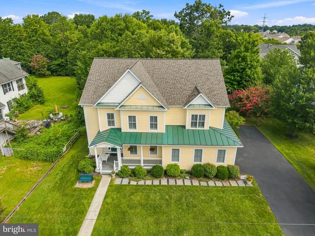 632 NASH ST, Herndon, VA 20170