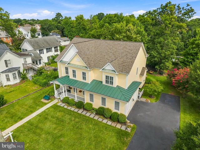632 NASH ST, Herndon, VA 20170
