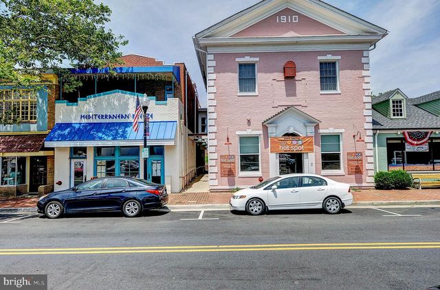 632 NASH ST, Herndon, VA 20170