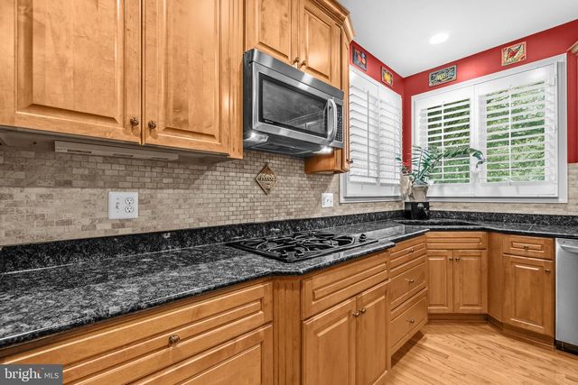 632 NASH ST, Herndon, VA 20170