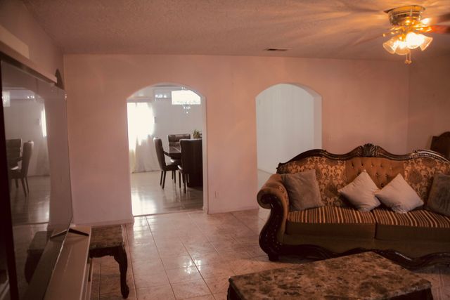 5 Santa Barbara Drive, Los Lunas, NM 87031