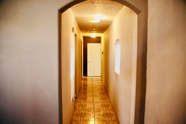 5 Santa Barbara Drive, Los Lunas, NM 87031