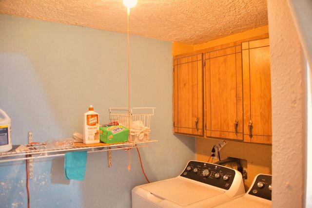 5 Santa Barbara Drive, Los Lunas, NM 87031