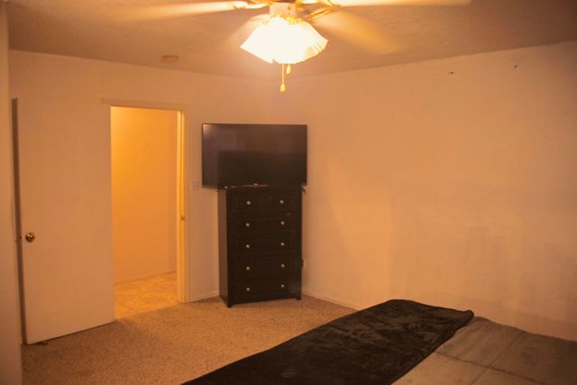 5 Santa Barbara Drive, Los Lunas, NM 87031