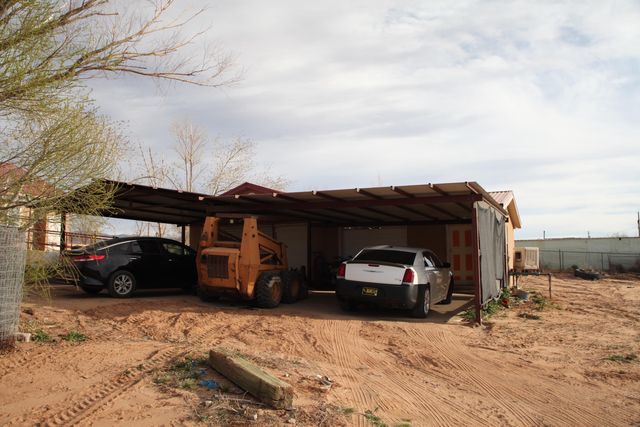 5 Santa Barbara Drive, Los Lunas, NM 87031