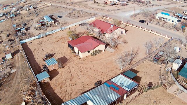 5 Santa Barbara Drive, Los Lunas, NM 87031