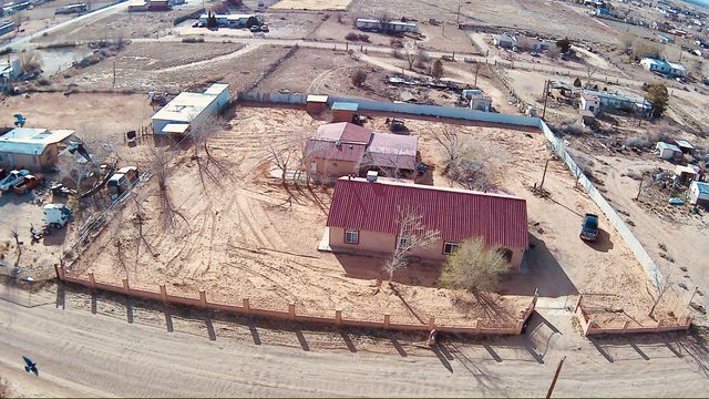 5 Santa Barbara Drive, Los Lunas, NM 87031