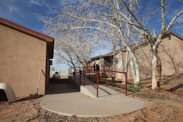 5 Santa Barbara Drive, Los Lunas, NM 87031