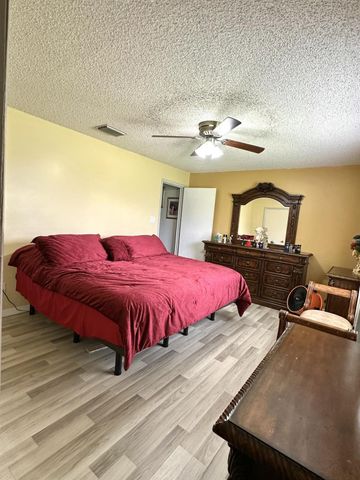 840 NW 141st Street, Okeechobee, FL 34972