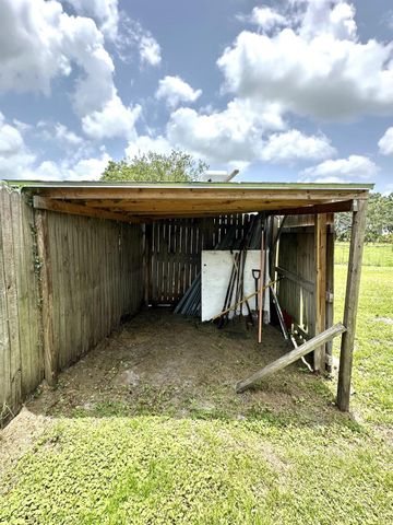840 NW 141st Street, Okeechobee, FL 34972