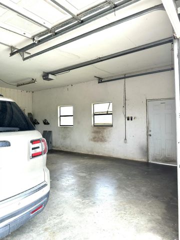 840 NW 141st Street, Okeechobee, FL 34972