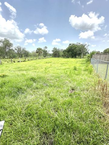 840 NW 141st Street, Okeechobee, FL 34972
