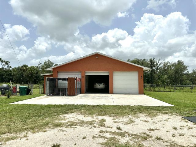 840 NW 141st Street, Okeechobee, FL 34972