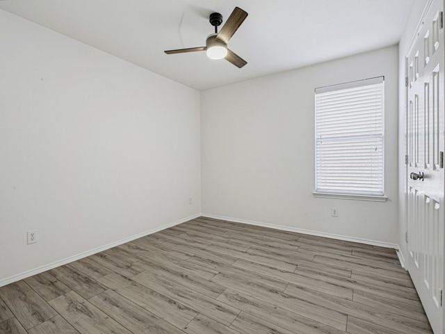 706 Bastrop Drive, Arlington, TX 76002