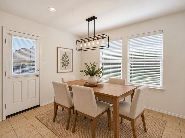 706 Bastrop Drive, Arlington, TX 76002