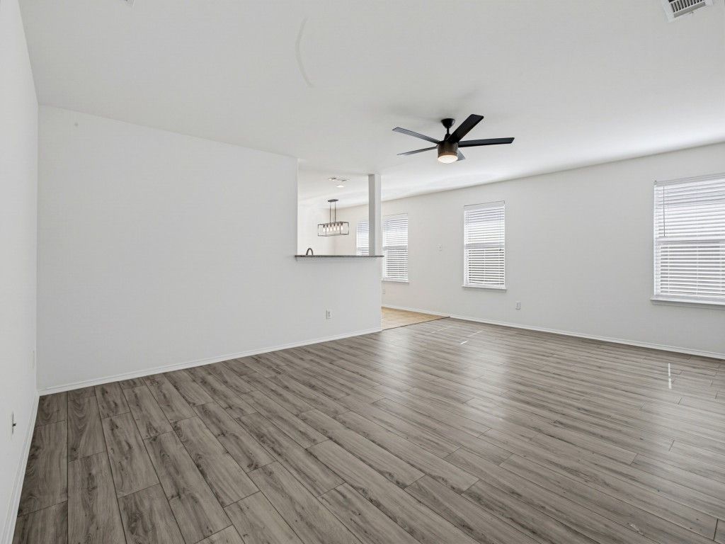 706 Bastrop Drive, Arlington, TX 76002 — photo 5