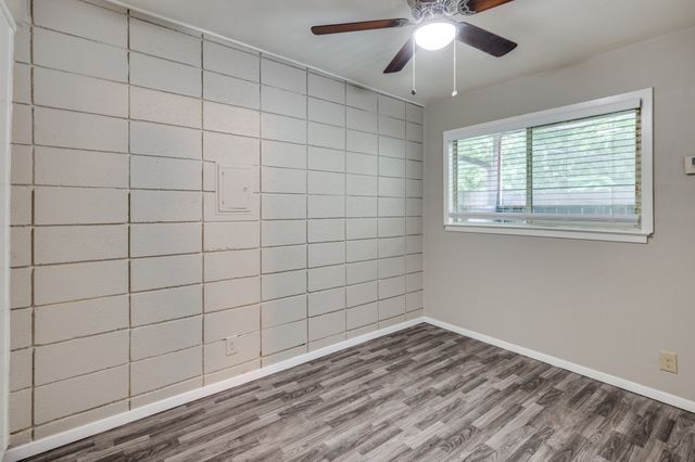2213 Capri Drive 117, Fort Worth, TX 76114