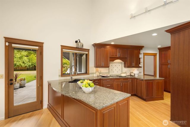 14246 157th Place NE, Woodinville, WA 98072