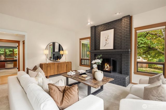 14246 157th Place NE, Woodinville, WA 98072