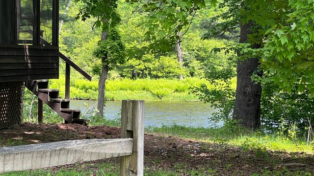 94 Kent Falls Road, Morrisonville, NY 12962