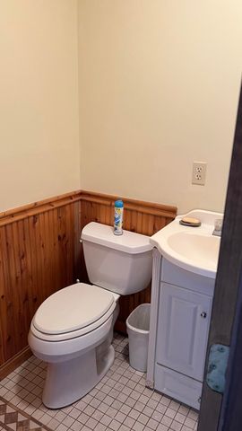 94 Kent Falls Road, Morrisonville, NY 12962