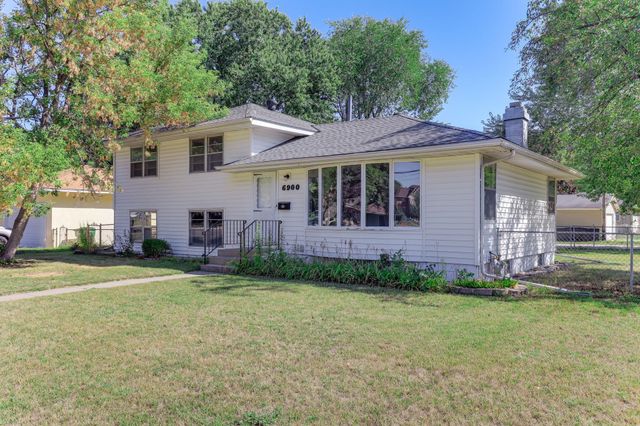 6900 Toledo Avenue N, Brooklyn Center, MN 55429