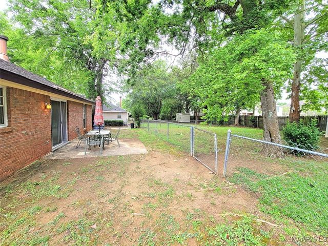 3248 Meadow Walk Lane, Montgomery, AL 36116