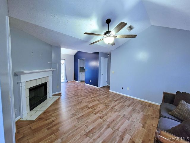 3248 Meadow Walk Lane, Montgomery, AL 36116