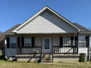 300 June Dr, Lebanon, TN 37087