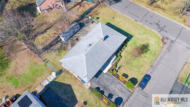 10 Jackson Avenue, South Plainfield, NJ 07080