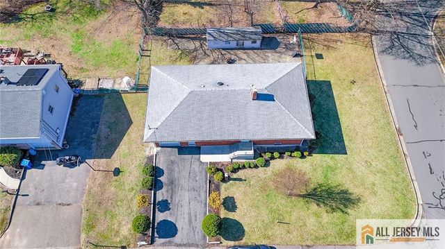 10 Jackson Avenue, South Plainfield, NJ 07080