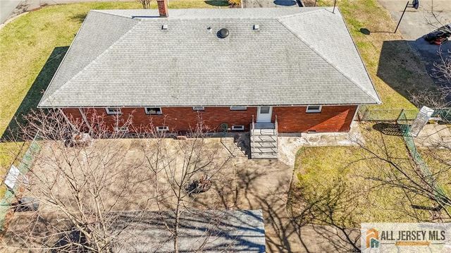 10 Jackson Avenue, South Plainfield, NJ 07080