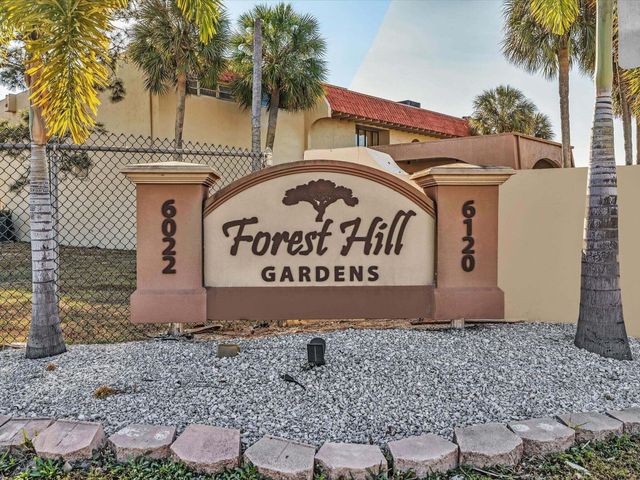 6106 FOREST HILL Boulevard 204, West Palm Beach, FL 33415