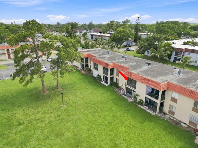 6106 FOREST HILL Boulevard 204, West Palm Beach, FL 33415