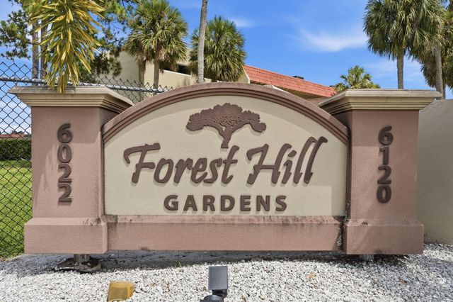 6106 FOREST HILL Boulevard 204, West Palm Beach, FL 33415