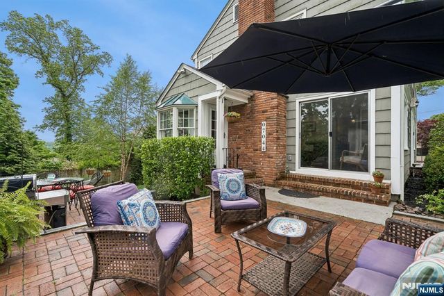 81 Mountain Road, Verona, NJ 07044