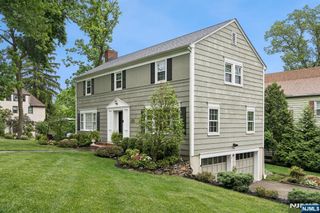 81 Mountain Road, Verona, NJ 07044