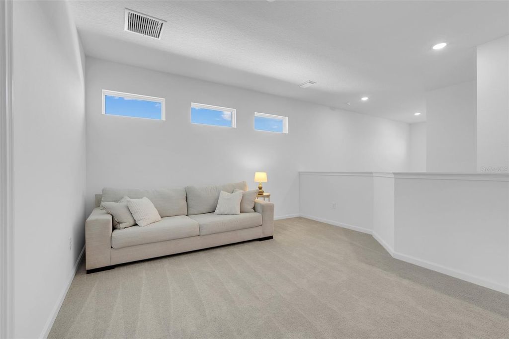 Image 24 of property listing at 2385 SIRENA LANE, Mount Dora, FL 32757