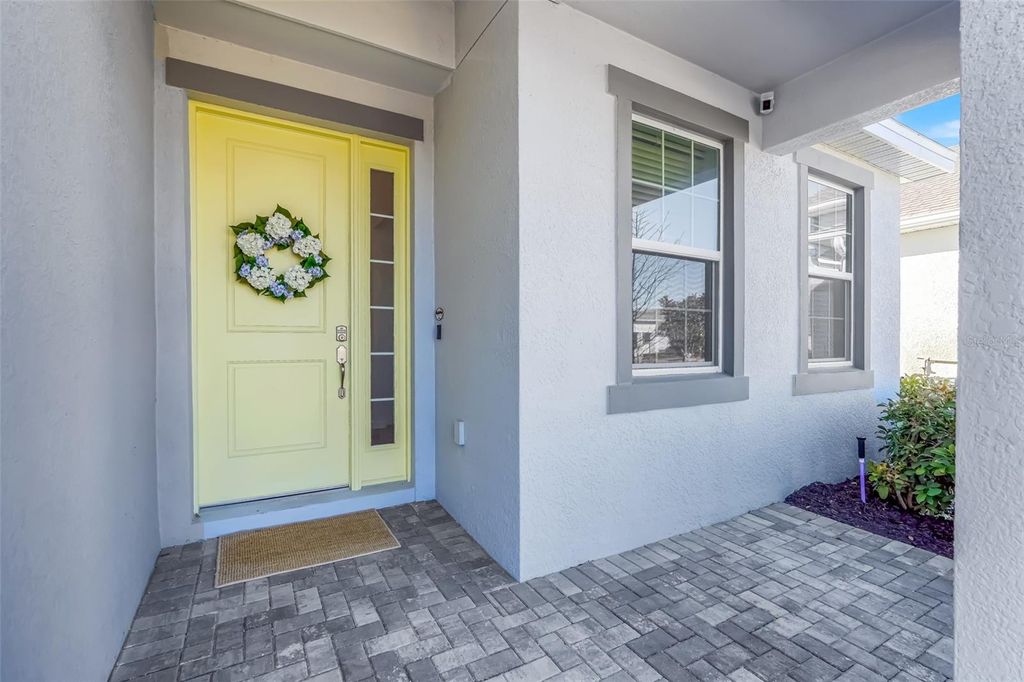 Image 28 of property listing at 2385 SIRENA LANE, Mount Dora, FL 32757