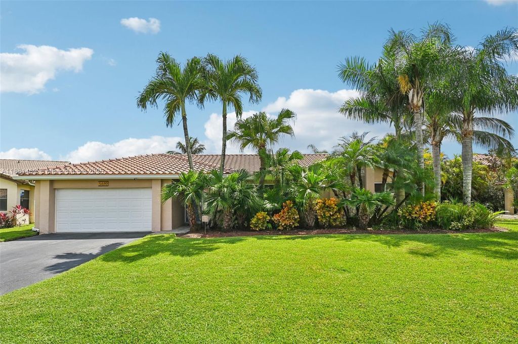 5610 Windover Way, Davie, FL 33331