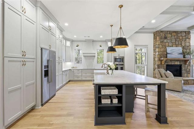 6011 Windjammer Way, Gainesville, GA 30506