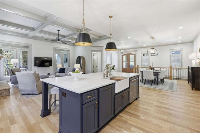 6011 Windjammer Way, Gainesville, GA 30506