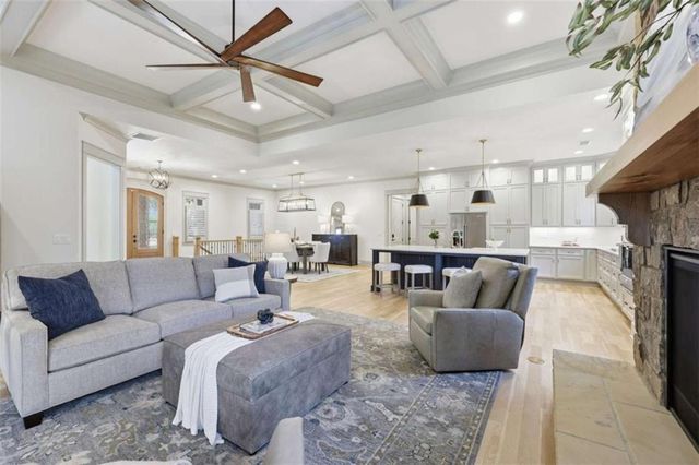 6011 Windjammer Way, Gainesville, GA 30506