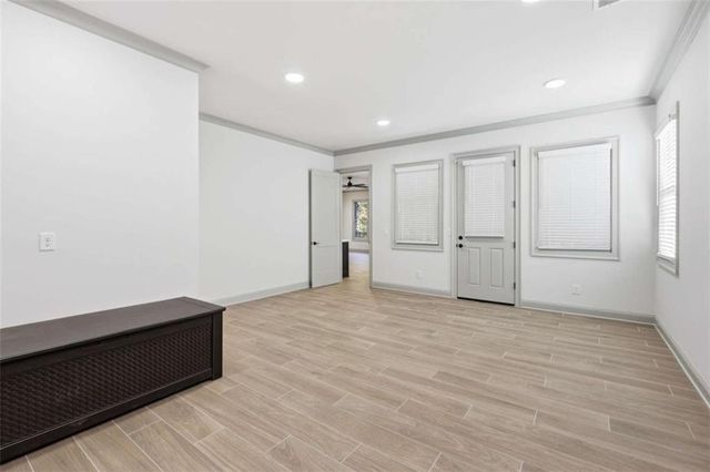 6011 Windjammer Way, Gainesville, GA 30506