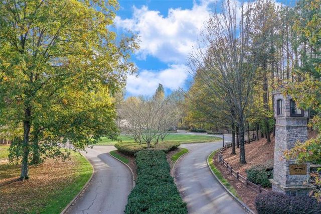 6011 Windjammer Way, Gainesville, GA 30506