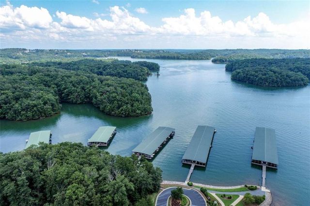 6011 Windjammer Way, Gainesville, GA 30506