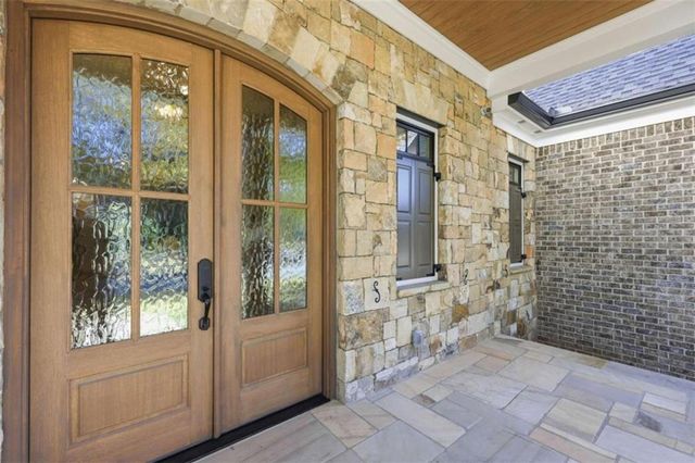 6011 Windjammer Way, Gainesville, GA 30506