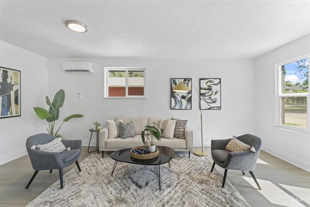 2211 N 34th, Boise, ID 83703