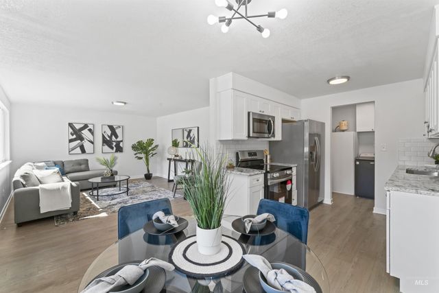 2211 N 34th, Boise, ID 83703